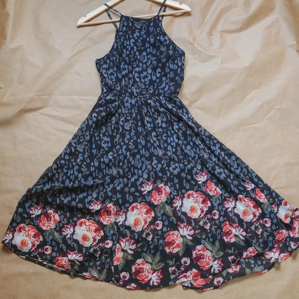✨Elegant Abercrombie & Fitch maxi dress – size XS